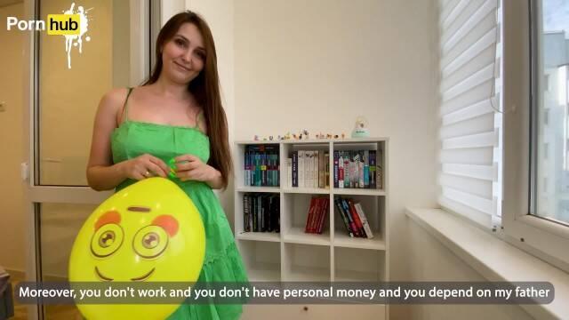 На День рождения пасынка сексуальная мачеха дает себя трахать